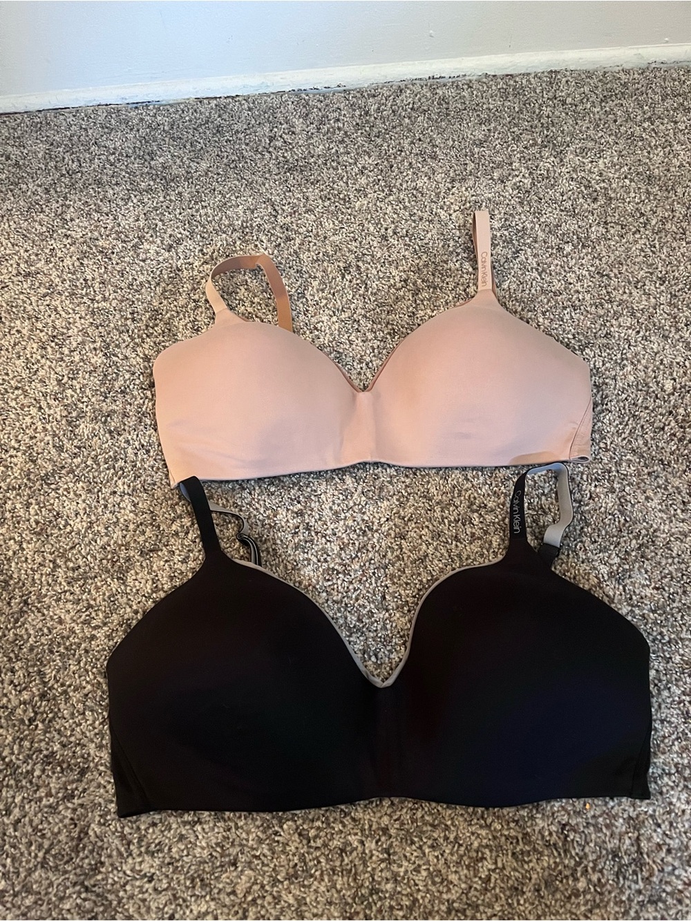 Calvin Klein Seamless Wireless Bras — Blush & Black